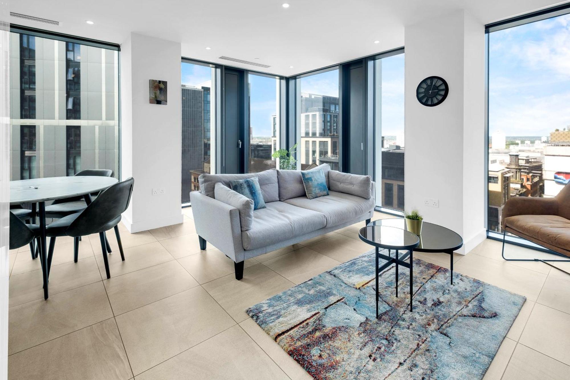 Mercian Luxury Serviced Apartments- Birmingham City Centre - Your Perfect Stay - Gym Rooftop Terrace Cinema Room エクステリア 写真