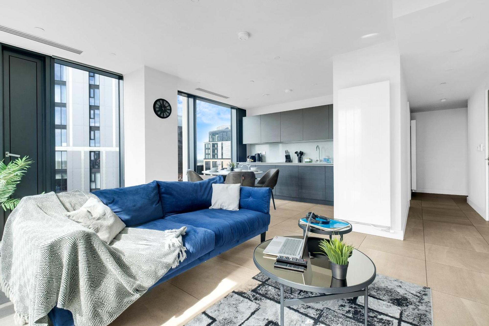 Mercian Luxury Serviced Apartments- Birmingham City Centre - Your Perfect Stay - Gym Rooftop Terrace Cinema Room エクステリア 写真