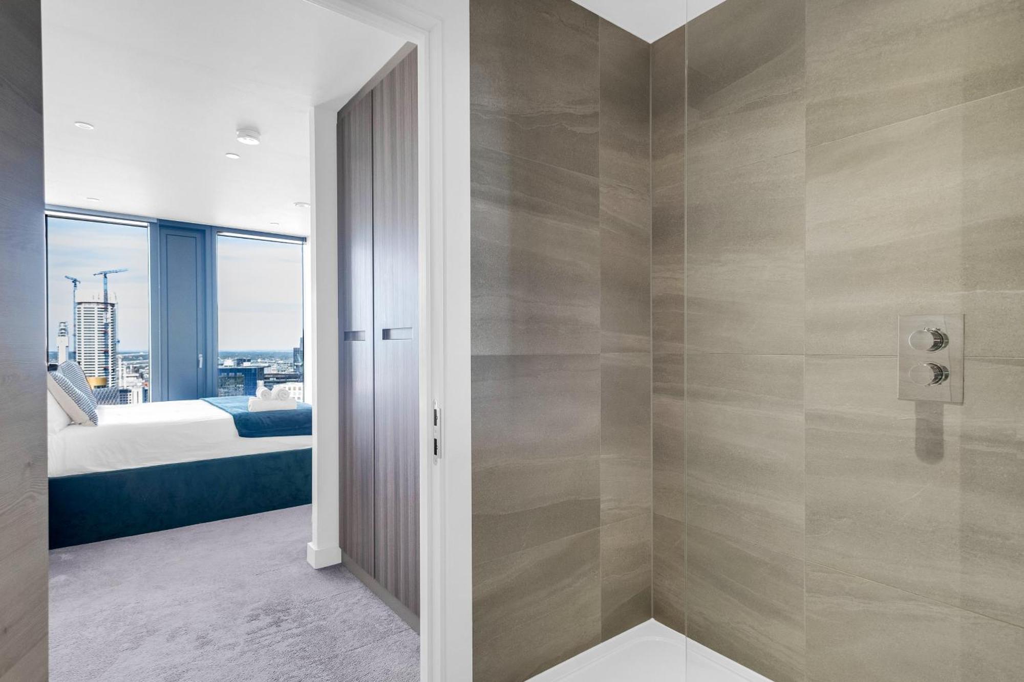 Mercian Luxury Serviced Apartments- Birmingham City Centre - Your Perfect Stay - Gym Rooftop Terrace Cinema Room エクステリア 写真