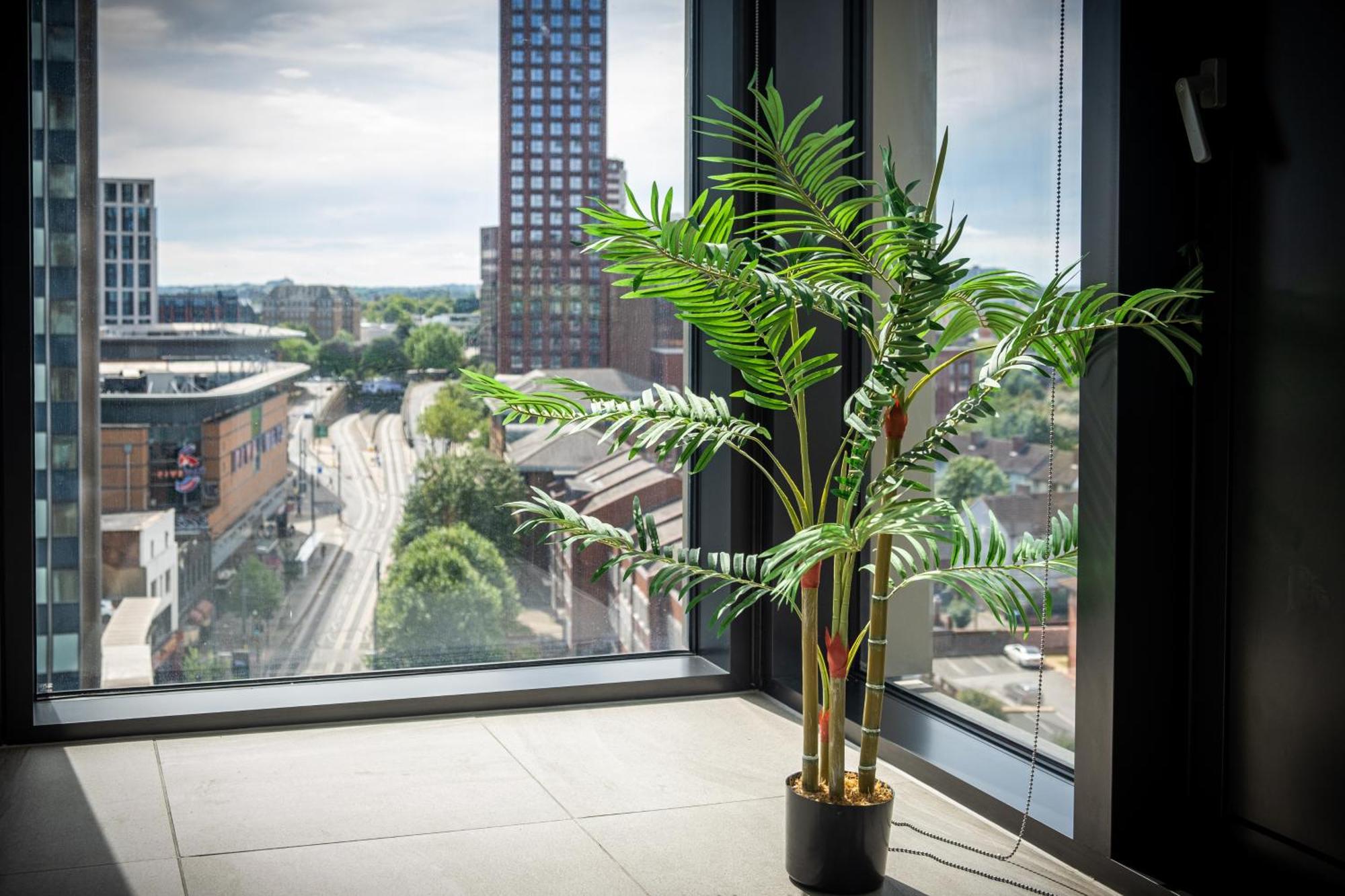 Mercian Luxury Serviced Apartments- Birmingham City Centre - Your Perfect Stay - Gym Rooftop Terrace Cinema Room エクステリア 写真