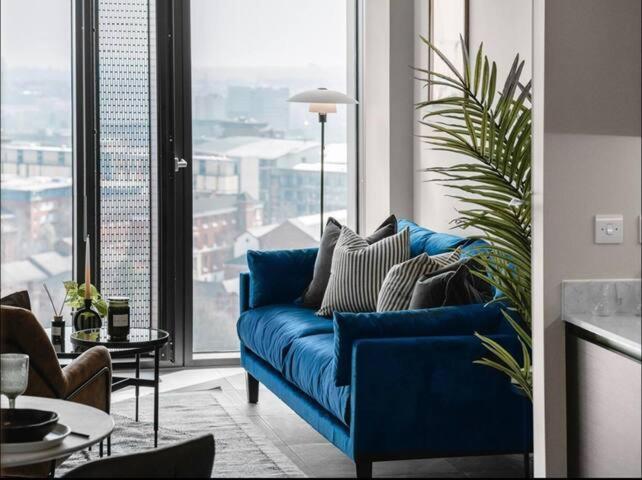 Mercian Luxury Serviced Apartments- Birmingham City Centre - Your Perfect Stay - Gym Rooftop Terrace Cinema Room エクステリア 写真